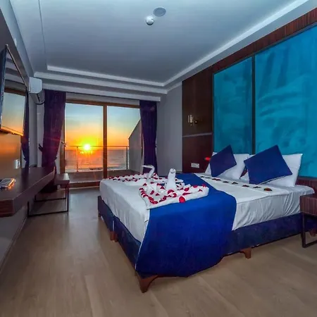 Hotel Lord Marina & Bungalows *