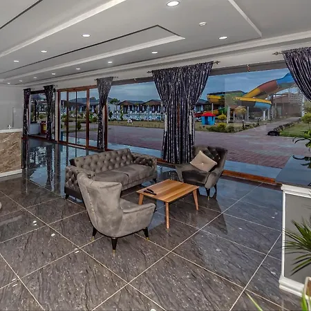 Ξενοδοχείο Lord Marina & Bungalows