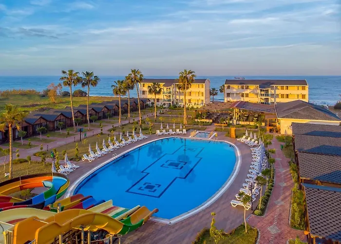 Lord Marina & Bungalows Hotel *