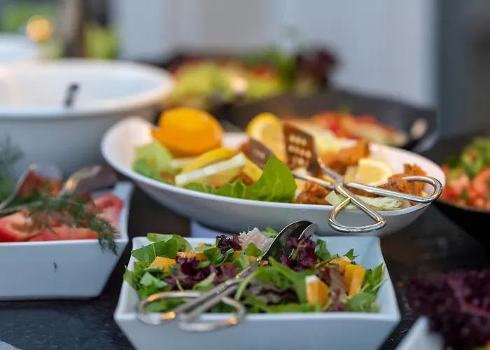 Hotel Lord Marina & Bungalows *