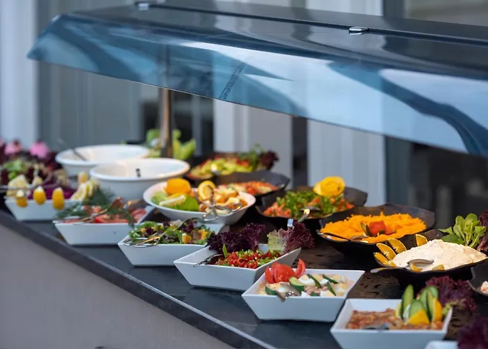 Lord Marina & Bungalows Hotel *