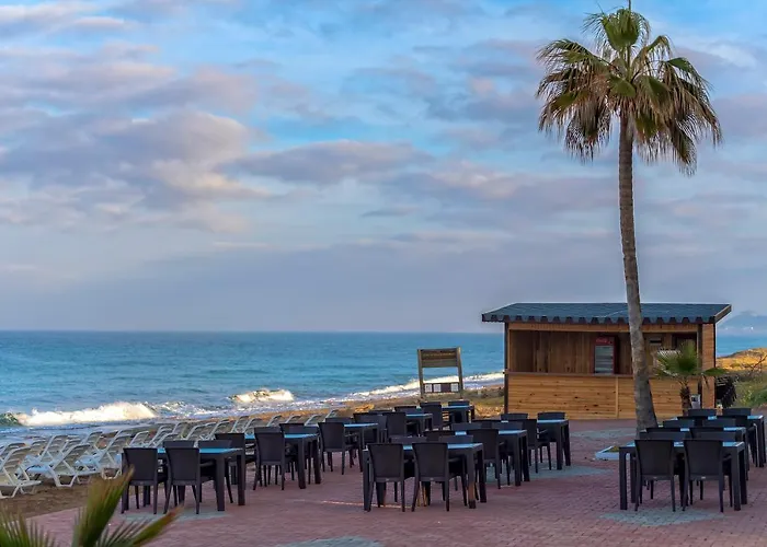 Hotel Lord Marina & Bungalows