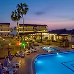 Hotel Lord Marina & Bungalows *